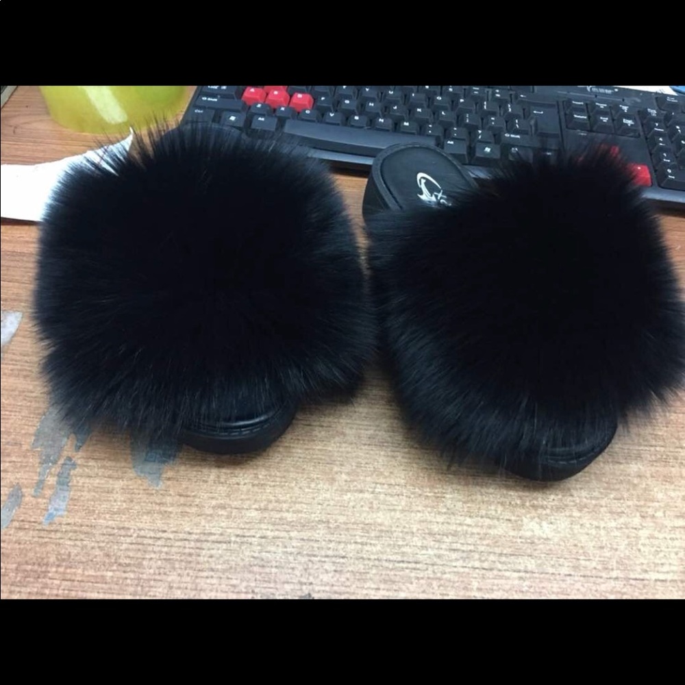Fur Slides - Picture 7 of 8